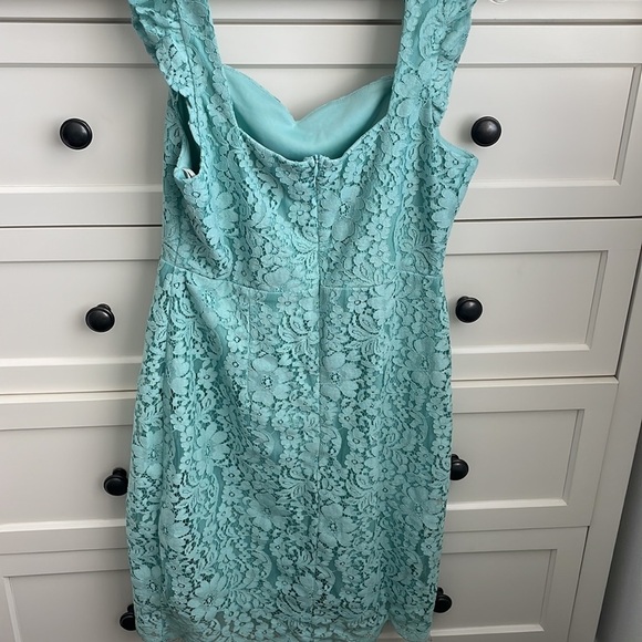 NWT Aakaa Women’s Blue Floral Lace Overlay Dress with Back Zipper - Size Medium - Picture 3 of 6